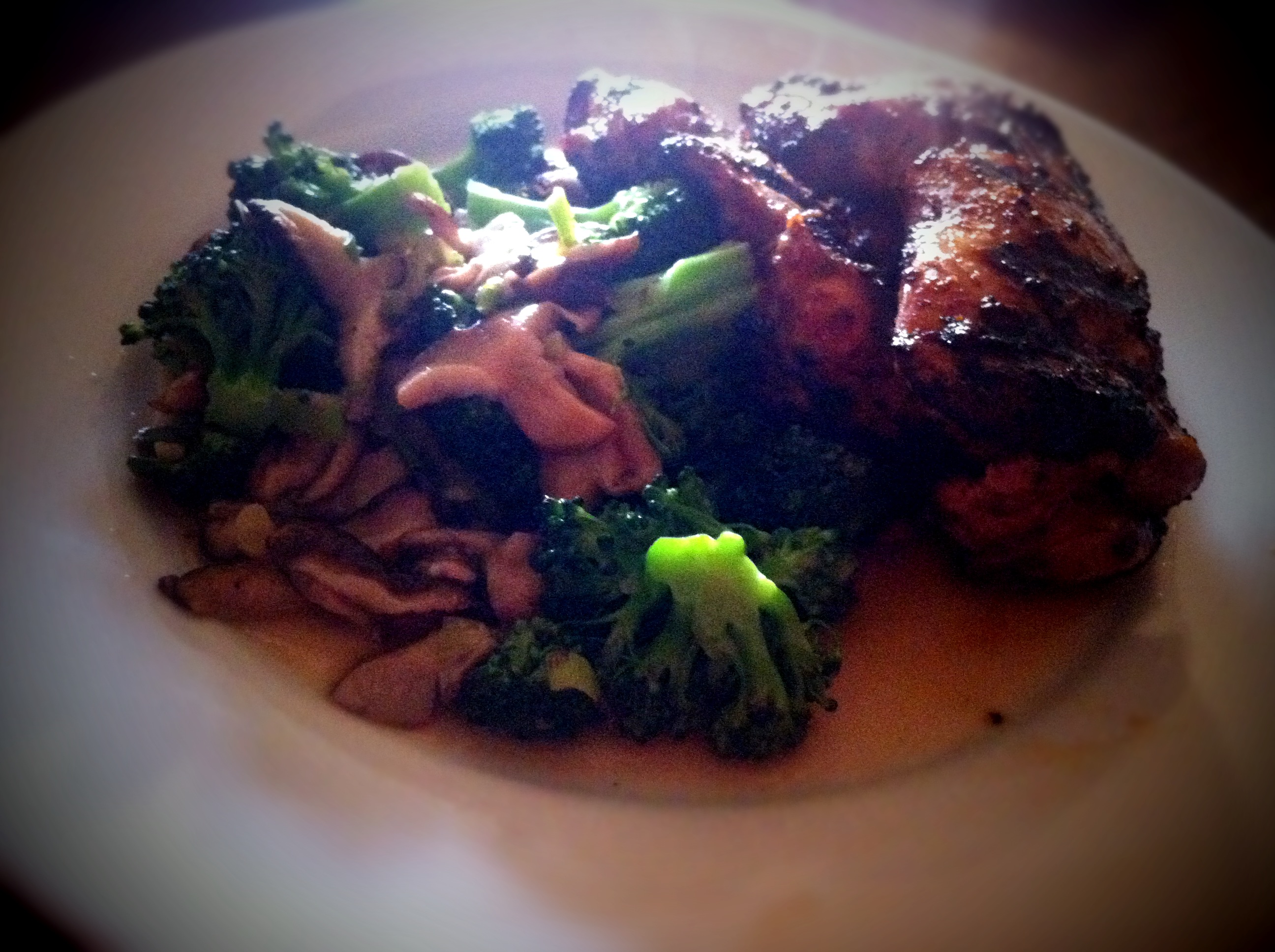 Grilled Soy-Galanga Chicken With Broccoli and Shiitakes